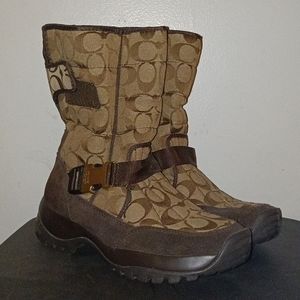 Coach boots